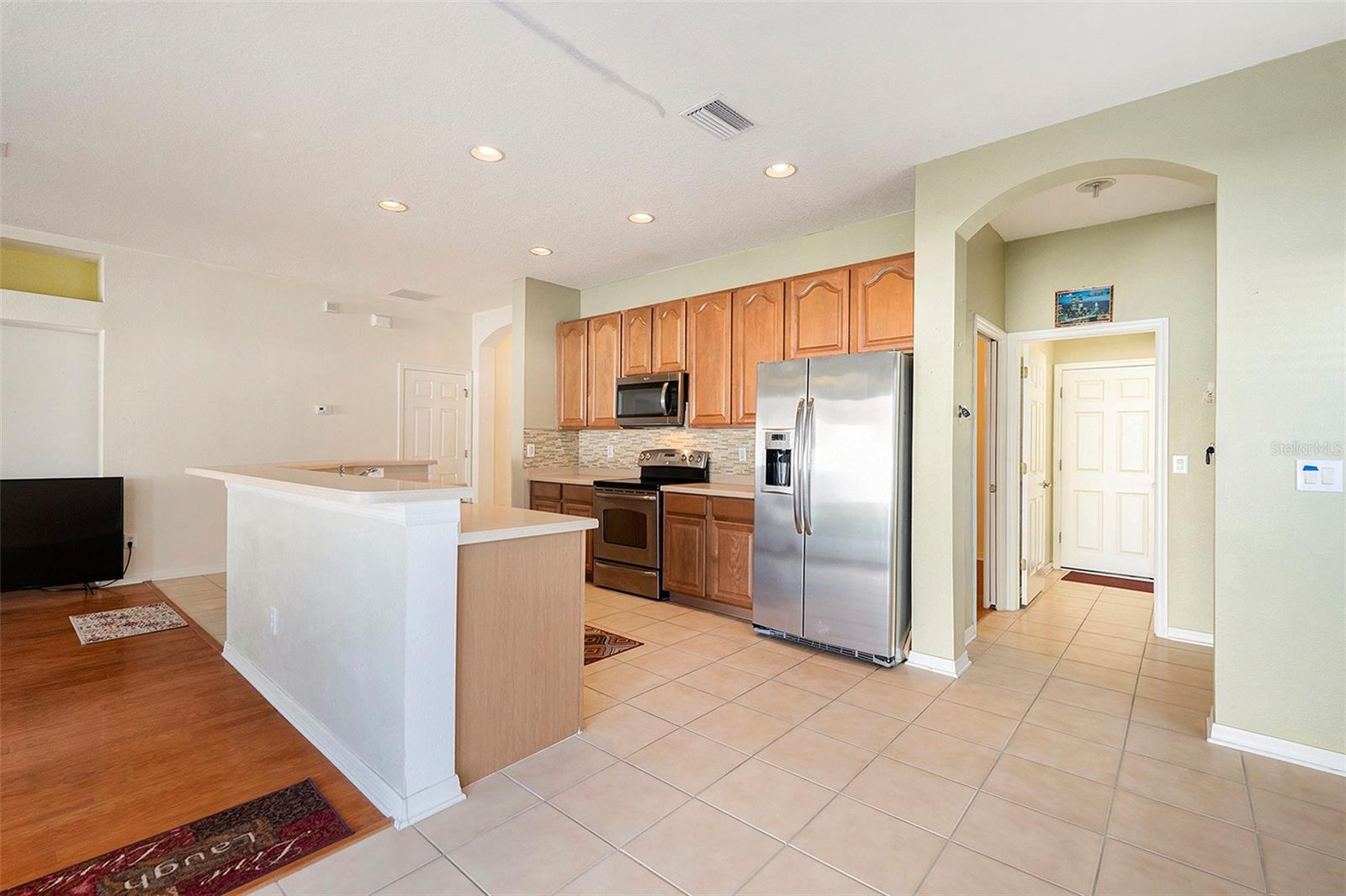 Image 13 of 36 For 9954 Jasmine Brook Circle E