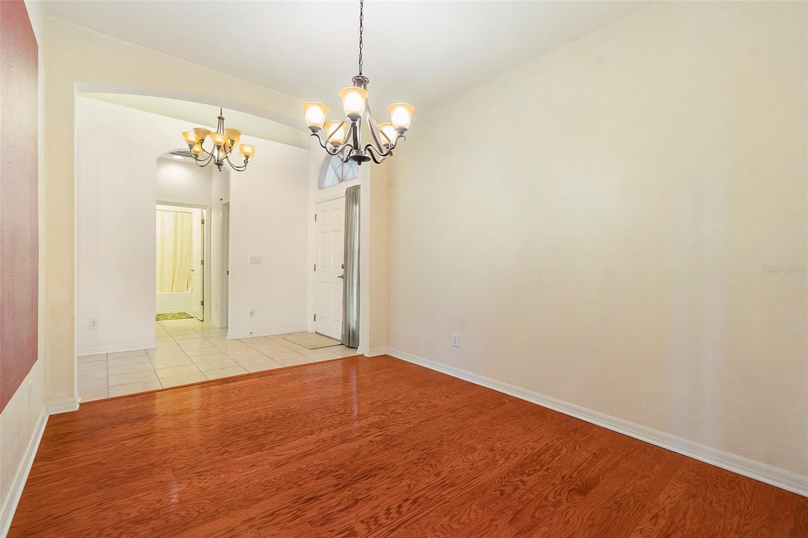 Image 19 of 36 For 9954 Jasmine Brook Circle E