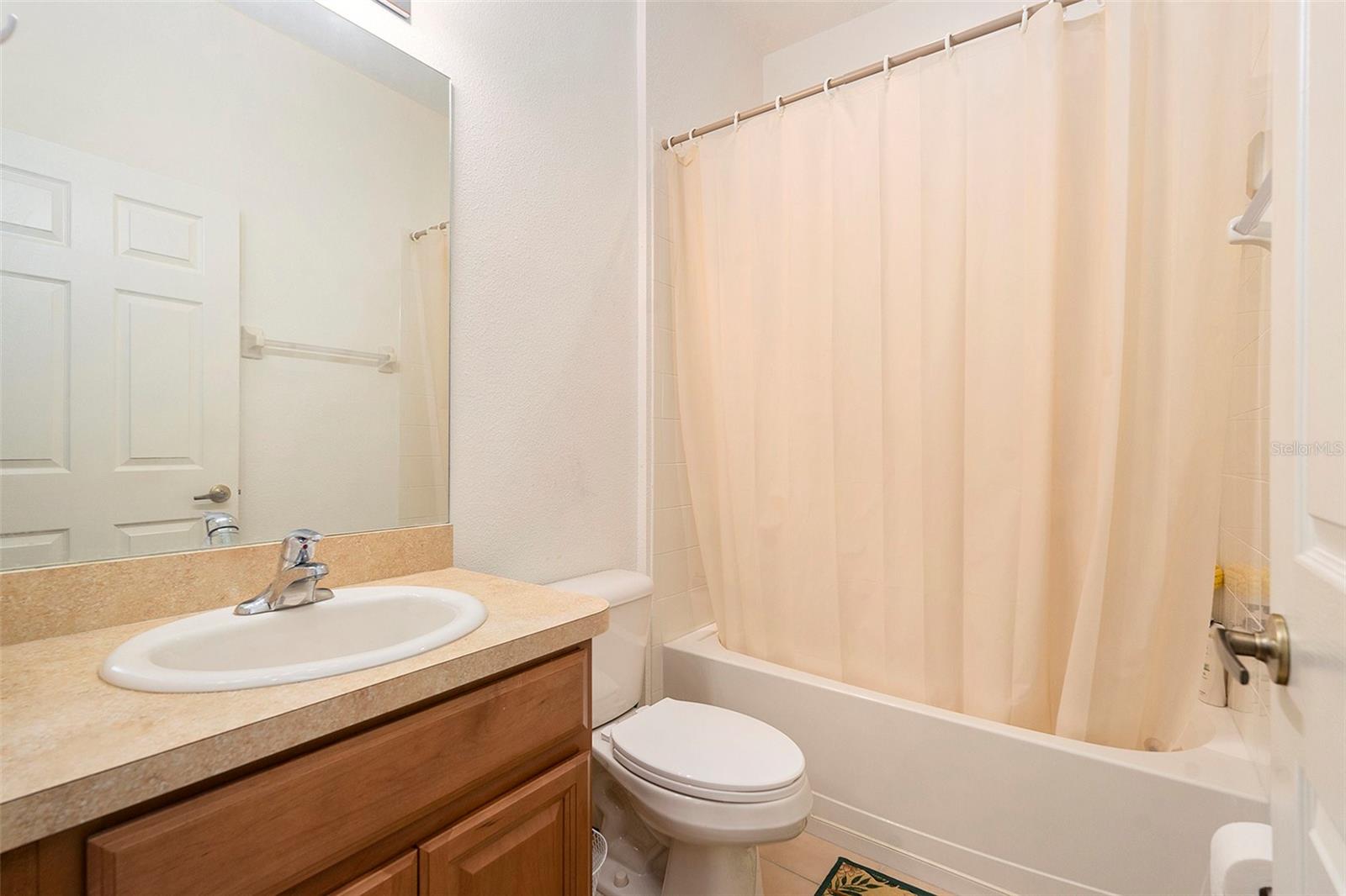 Image 27 of 36 For 9954 Jasmine Brook Circle E