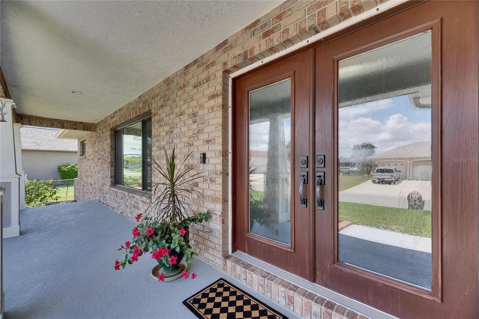 Image 6 of 97 For 829 Golf Island Drive