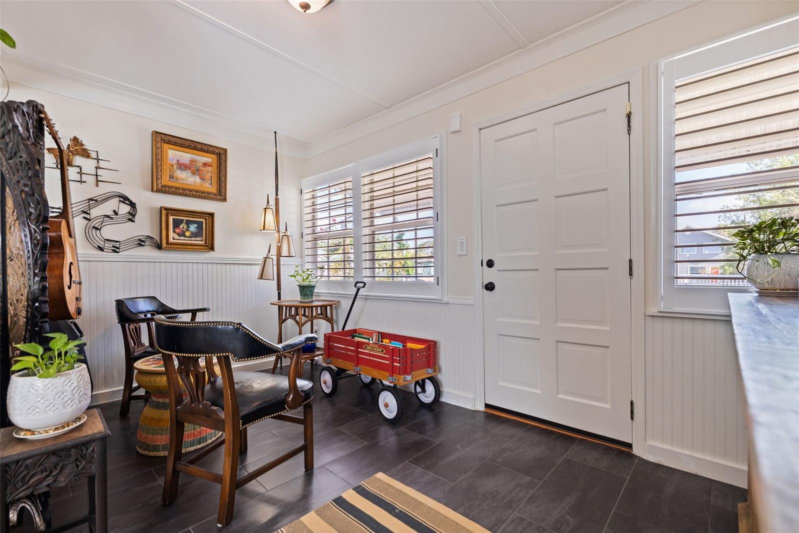 Image 7 of 39 For 4426 3rd Avenue N