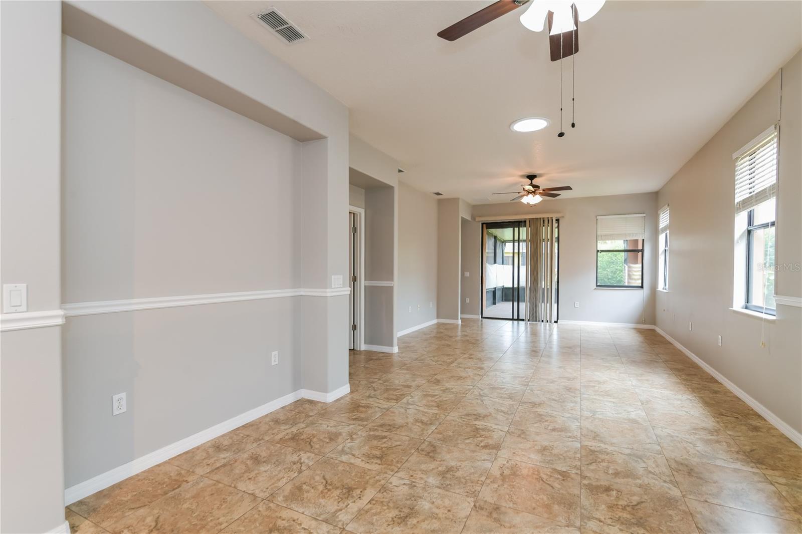 Image 3 of 16 For 505 Millifiora Lane