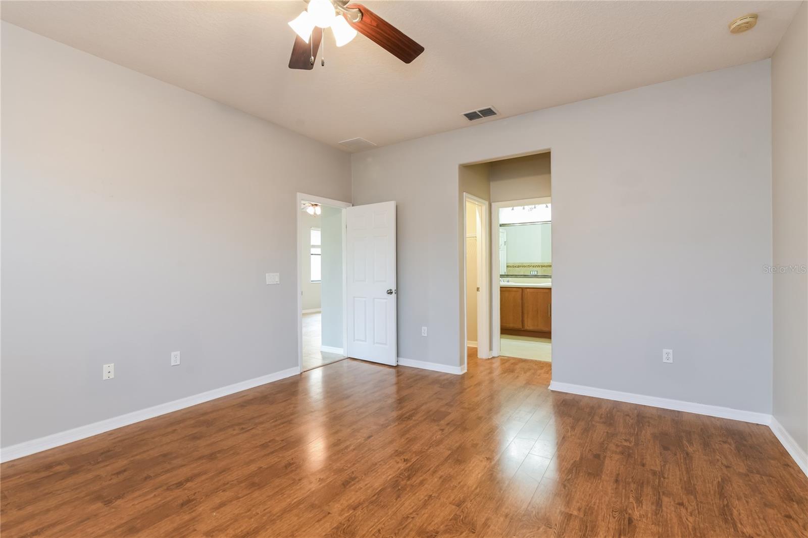 Image 7 of 16 For 505 Millifiora Lane