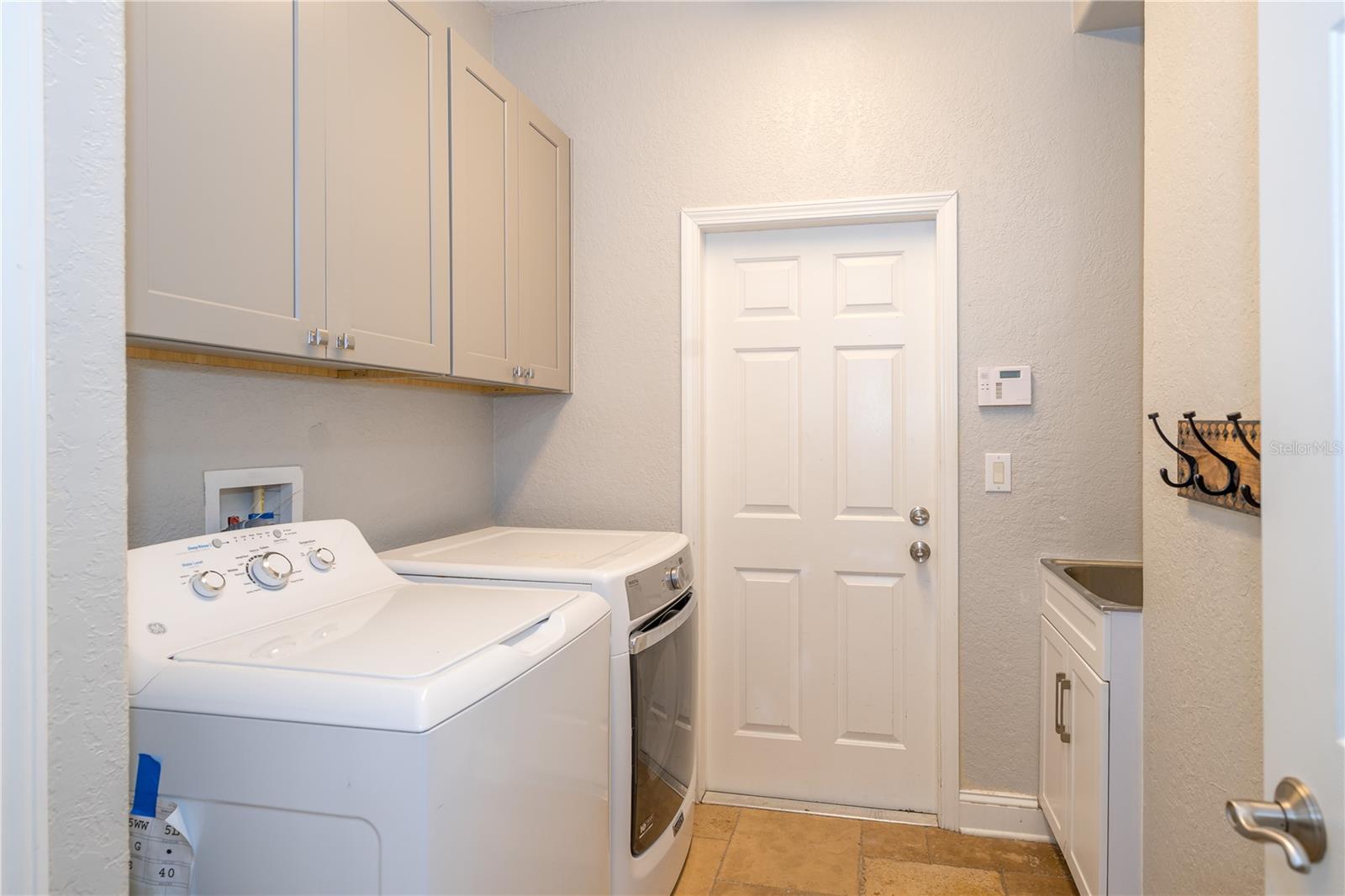 Image 42 of 62 For 27130 Firebush Drive