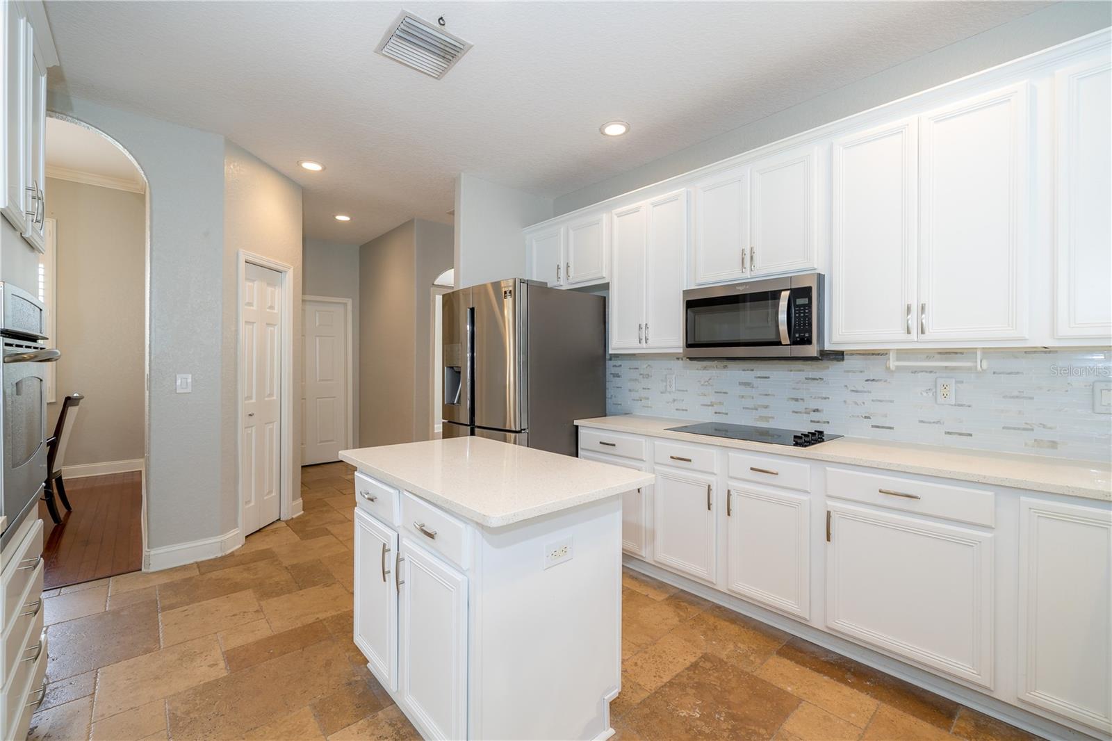 Image 7 of 62 For 27130 Firebush Drive