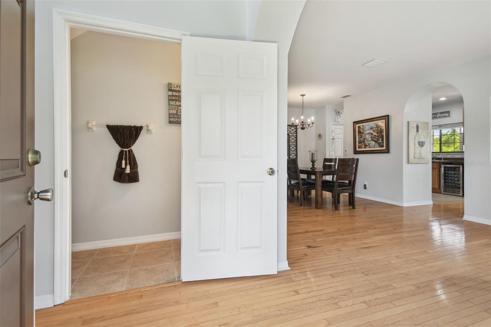 Image 10 of 82 For 30130 Mossbank Drive