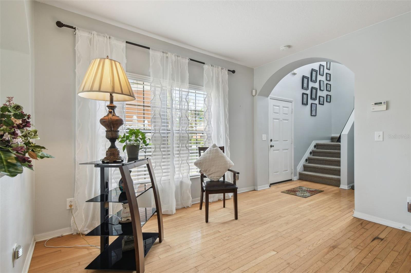 Image 14 of 82 For 30130 Mossbank Drive