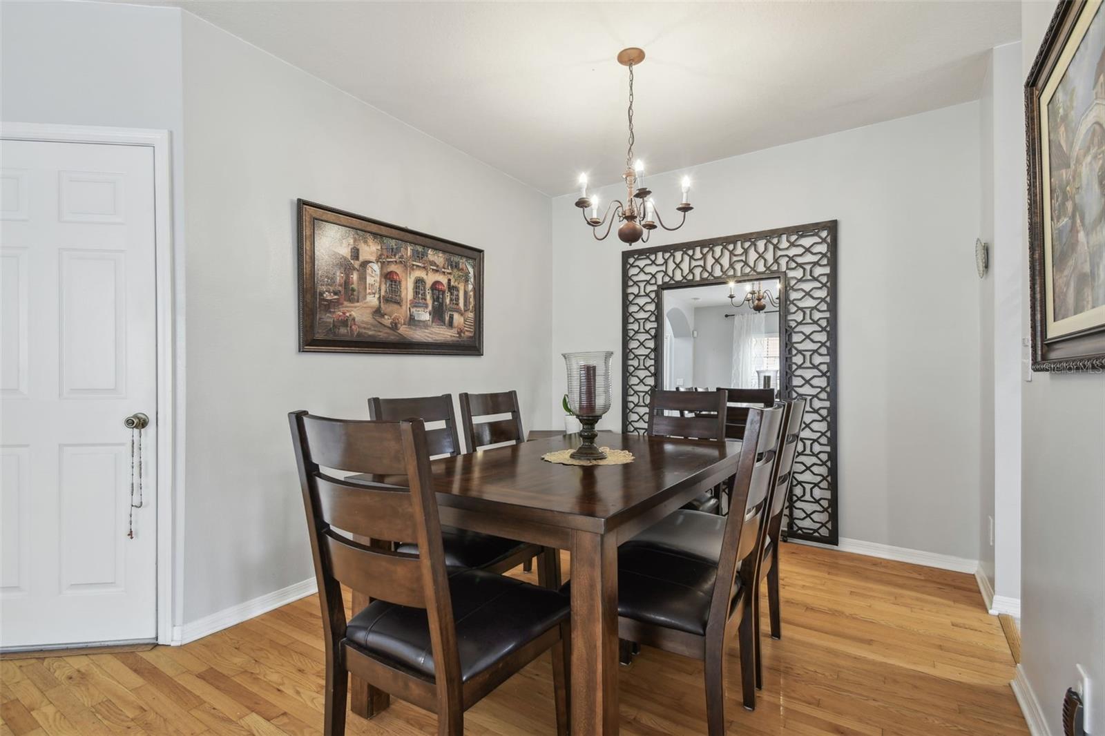 Image 16 of 82 For 30130 Mossbank Drive