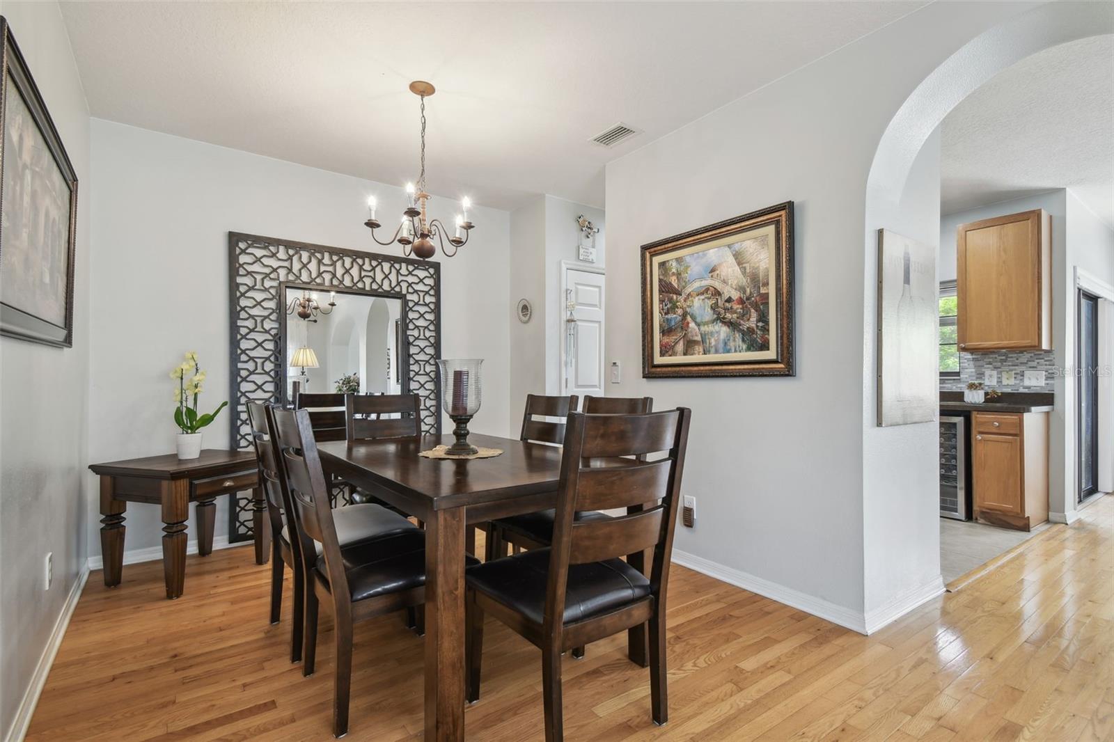 Image 17 of 82 For 30130 Mossbank Drive