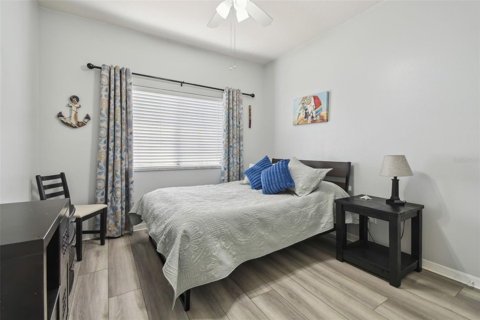 Image 46 of 82 For 30130 Mossbank Drive