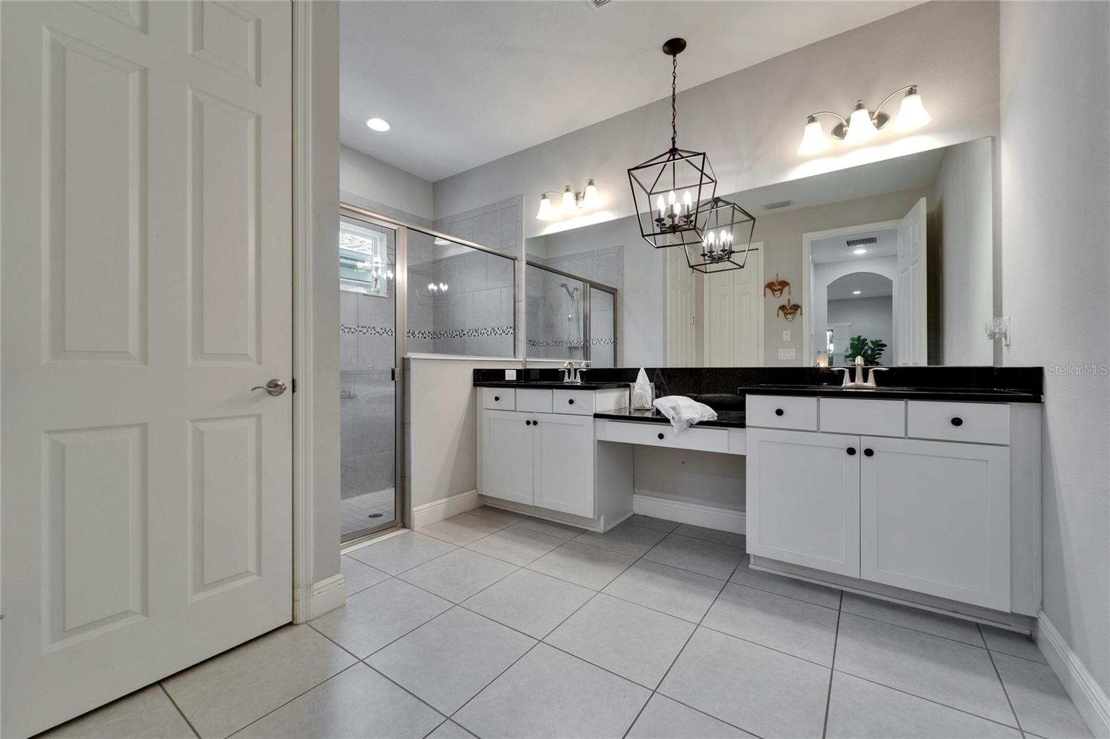 Image 29 of 87 For 606 Winterside Drive