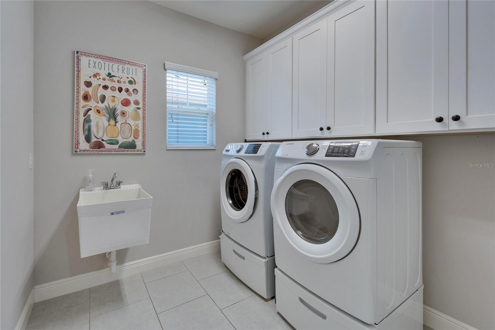 Image 33 of 87 For 606 Winterside Drive