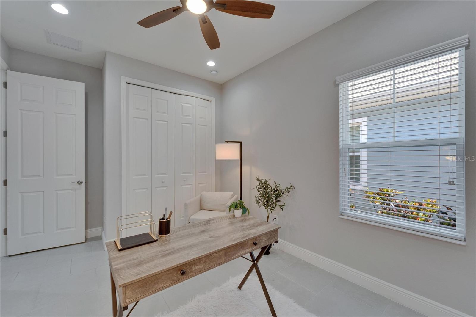 Image 35 of 87 For 606 Winterside Drive