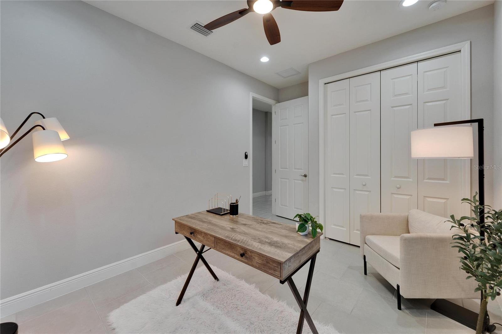 Image 36 of 87 For 606 Winterside Drive