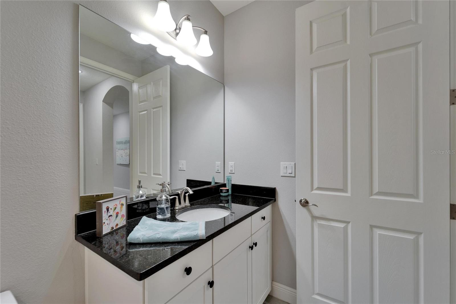 Image 38 of 87 For 606 Winterside Drive