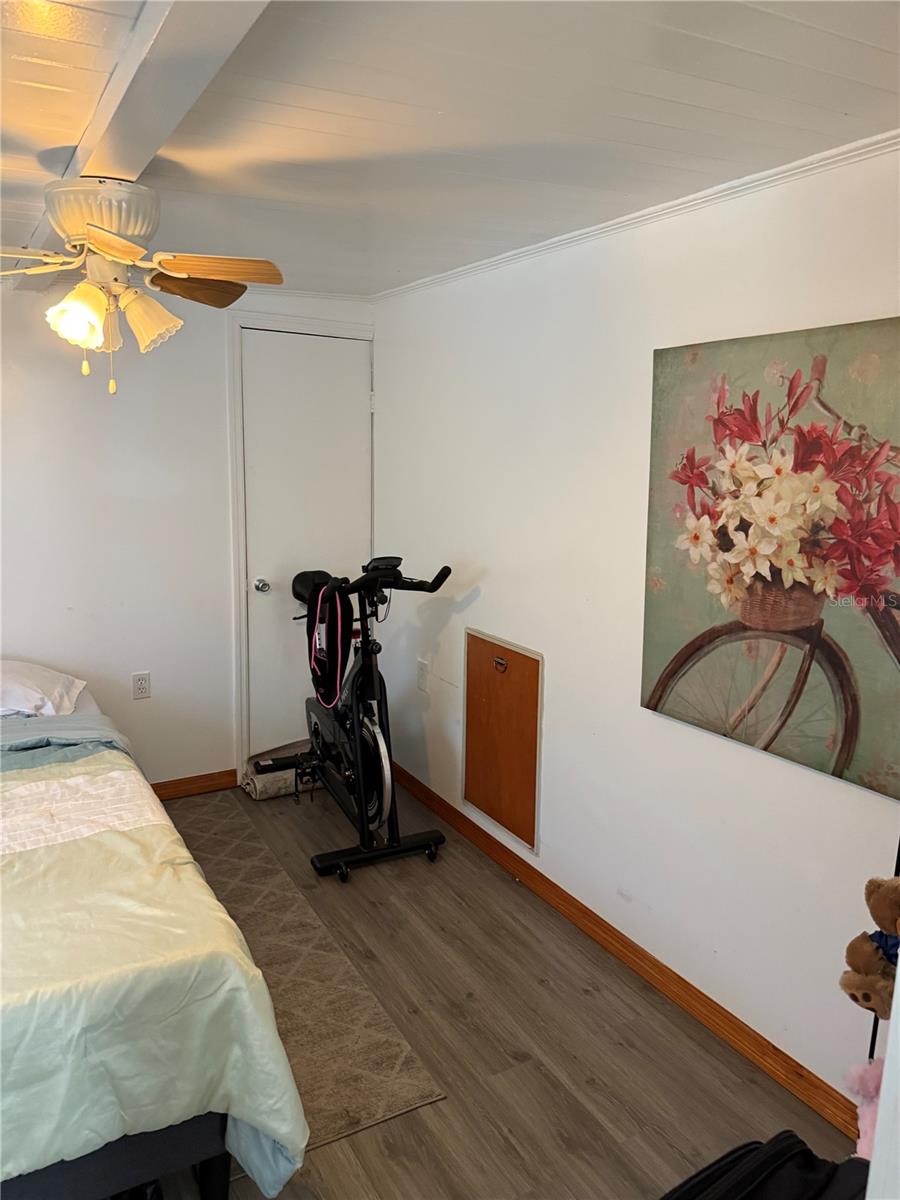Image 11 of 21 For 37931 Palmetto Palm Drive