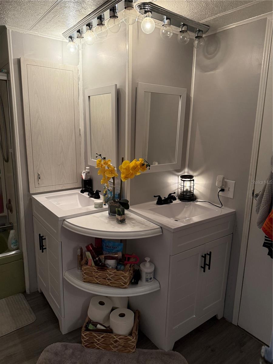 Image 16 of 21 For 37931 Palmetto Palm Drive