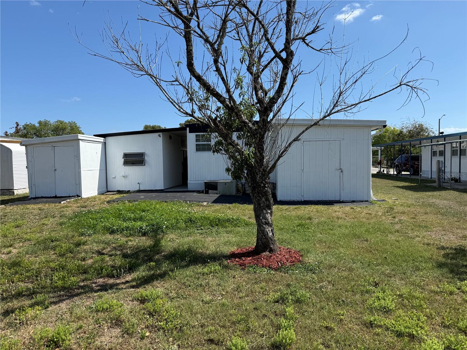 Image 3 of 21 For 37931 Palmetto Palm Drive