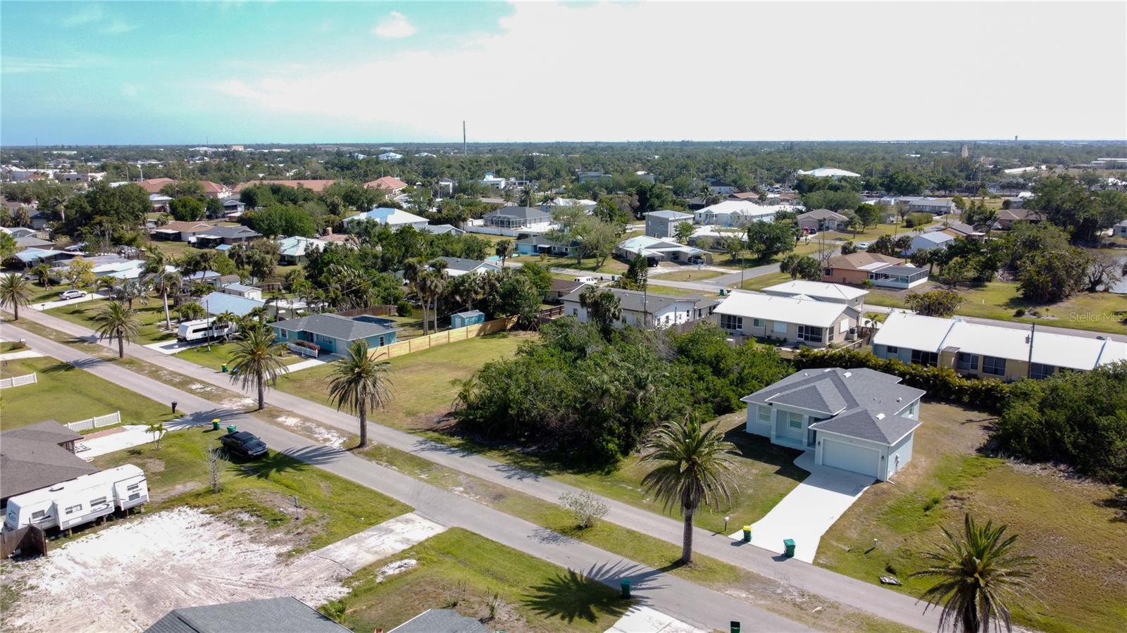 Image 11 of 26 For 3112 Palm Drive