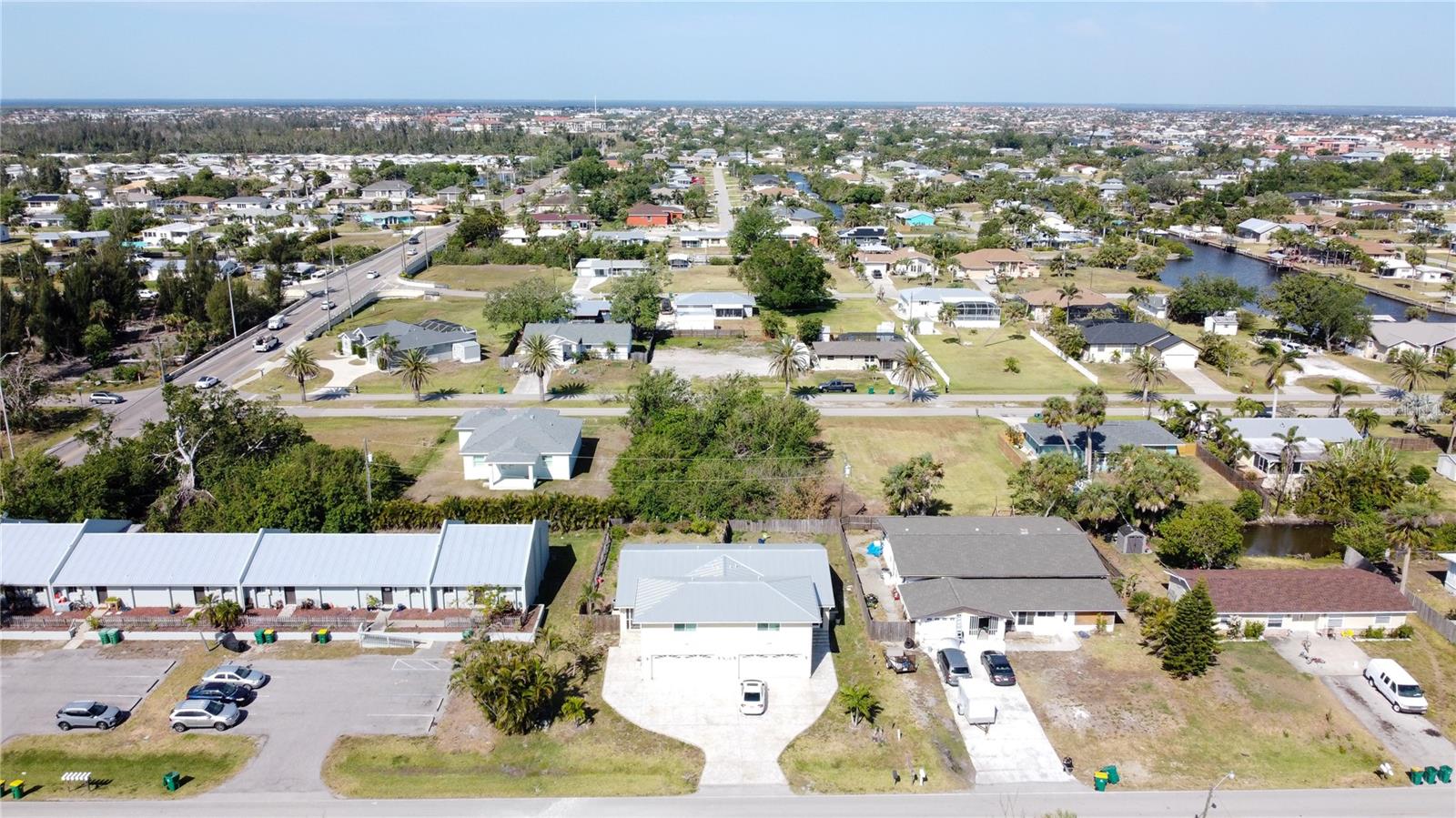 Image 15 of 26 For 3112 Palm Drive