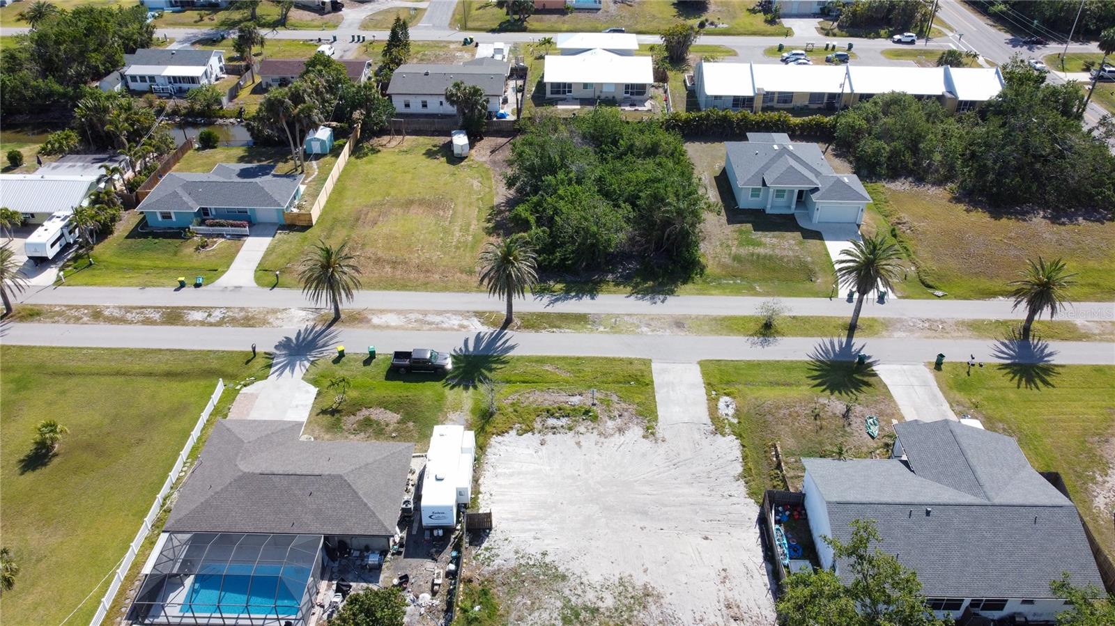 Image 24 of 26 For 3112 Palm Drive