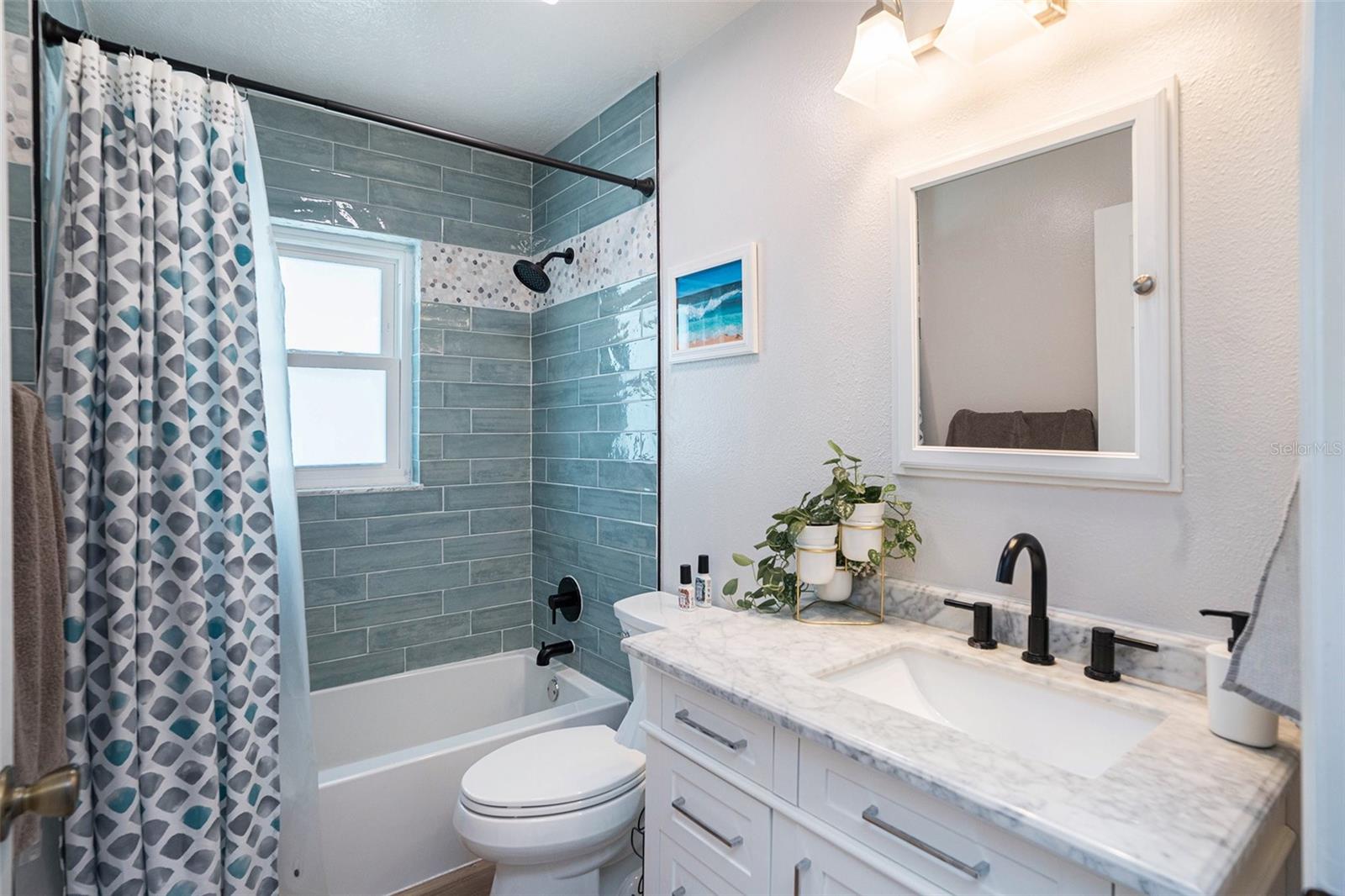 Image 17 of 32 For 1601 14th Street W