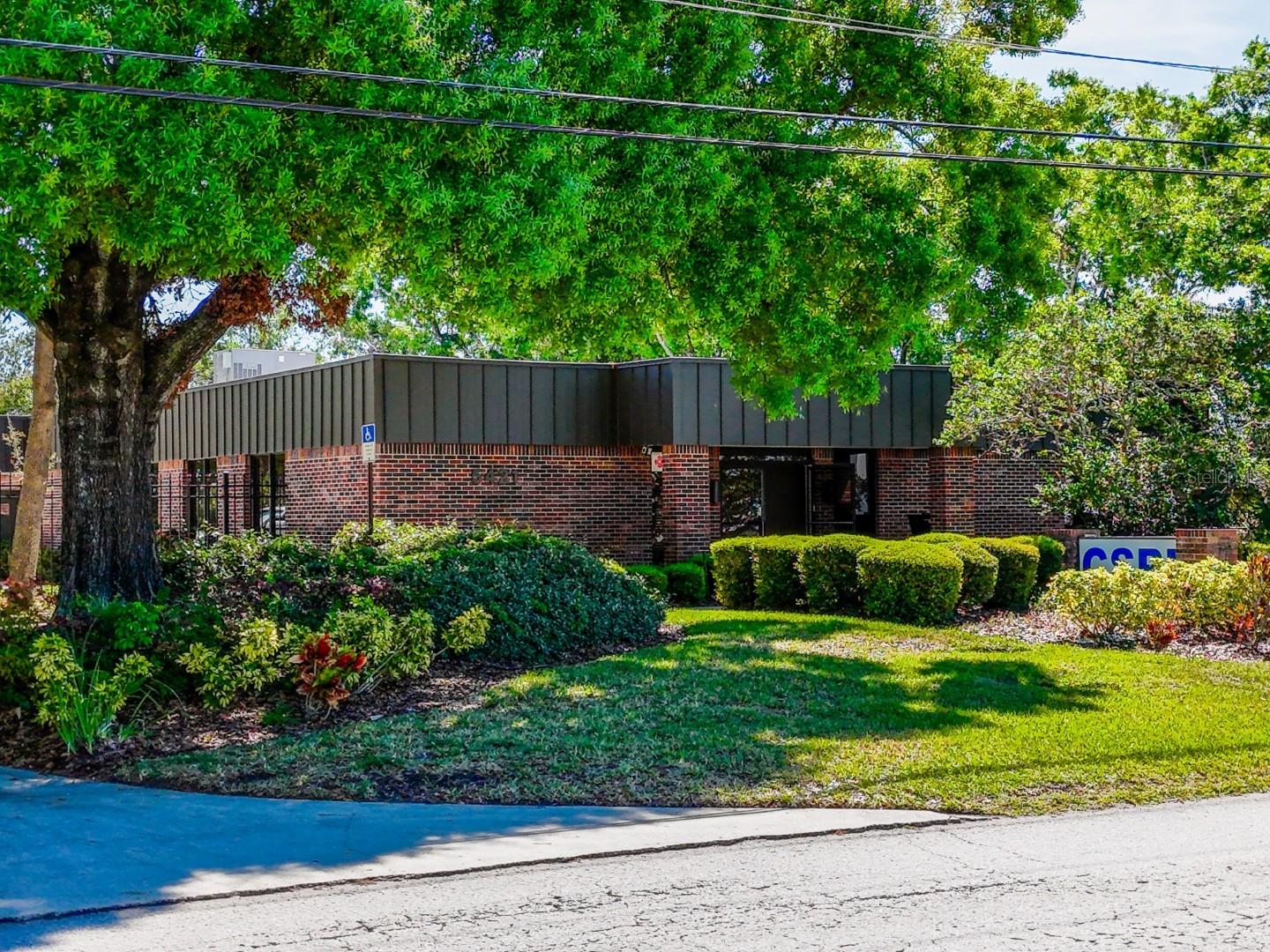 Image 3 of 55 For 5421 59th Street