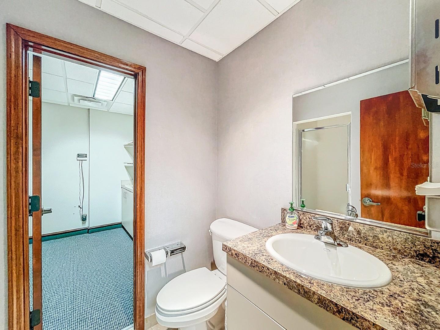 Image 42 of 55 For 5421 59th Street