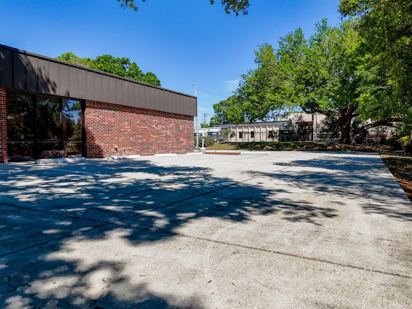 Image 9 of 55 For 5421 59th Street