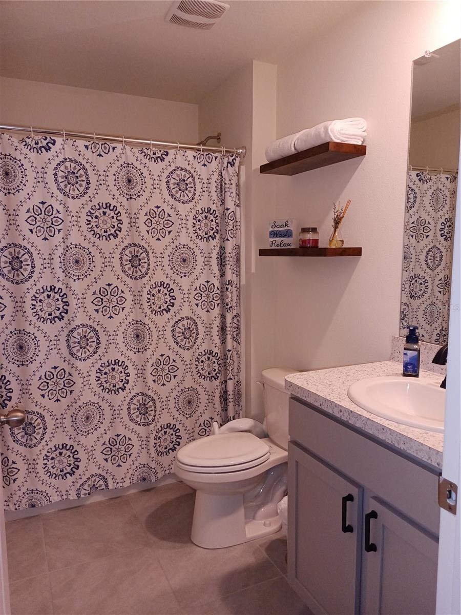 Image 8 of 15 For 13724 Wineberry Drive