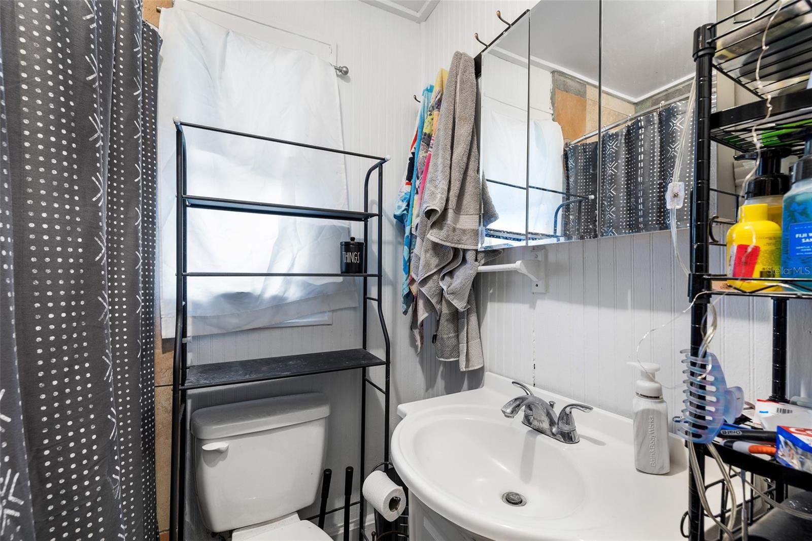 Image 17 of 28 For 1591 Prospect Avenue