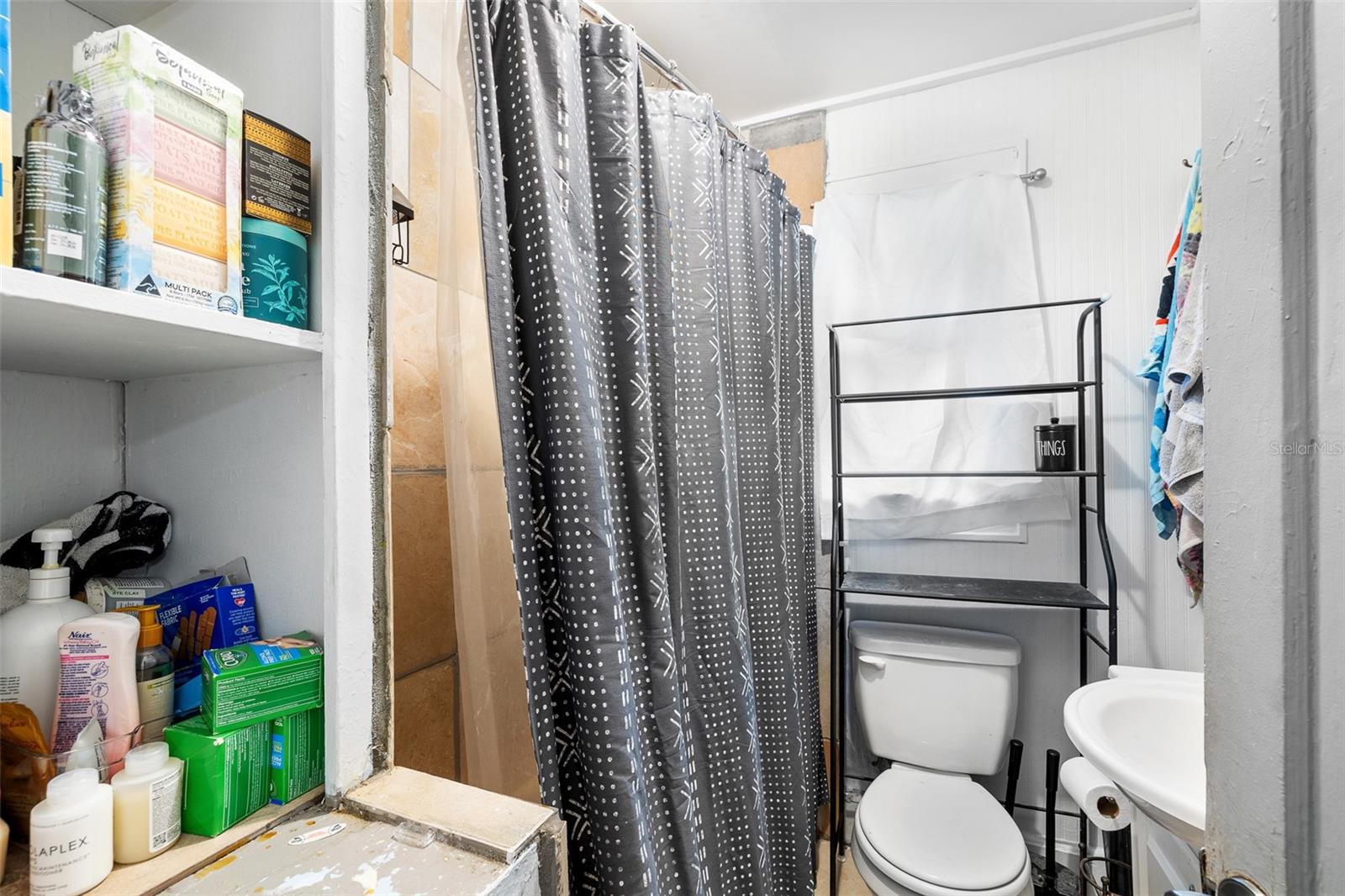 Image 18 of 28 For 1591 Prospect Avenue