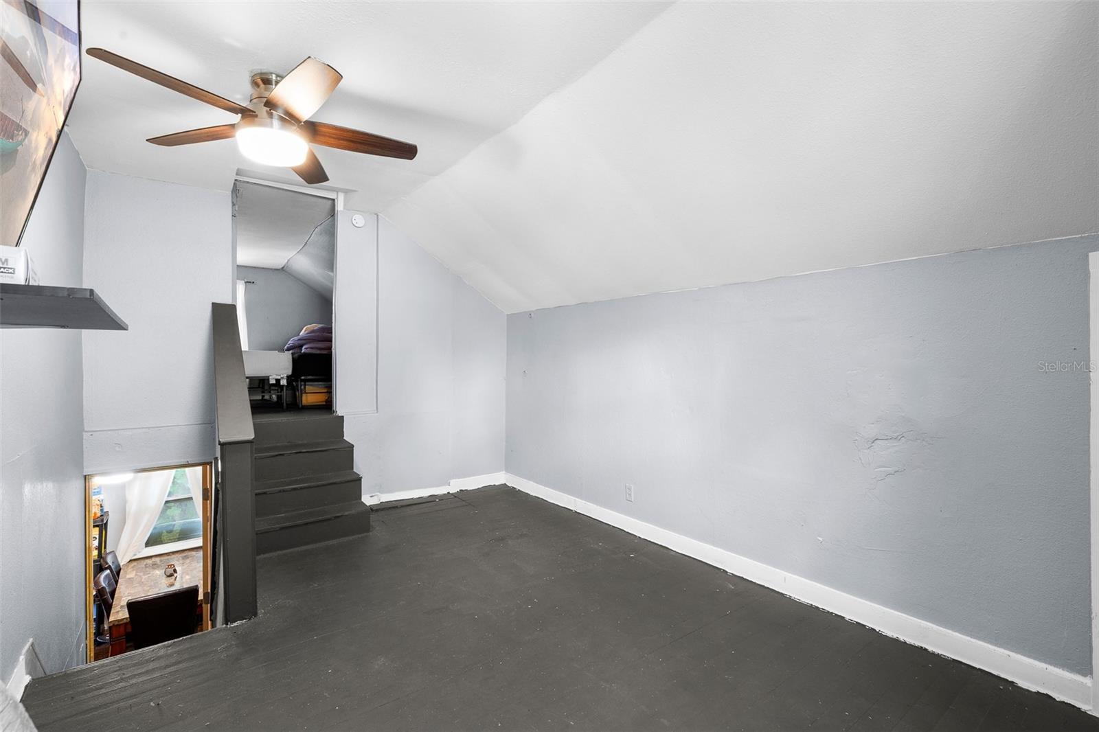 Image 19 of 28 For 1591 Prospect Avenue