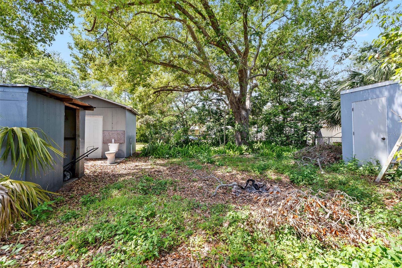 Image 23 of 28 For 1591 Prospect Avenue