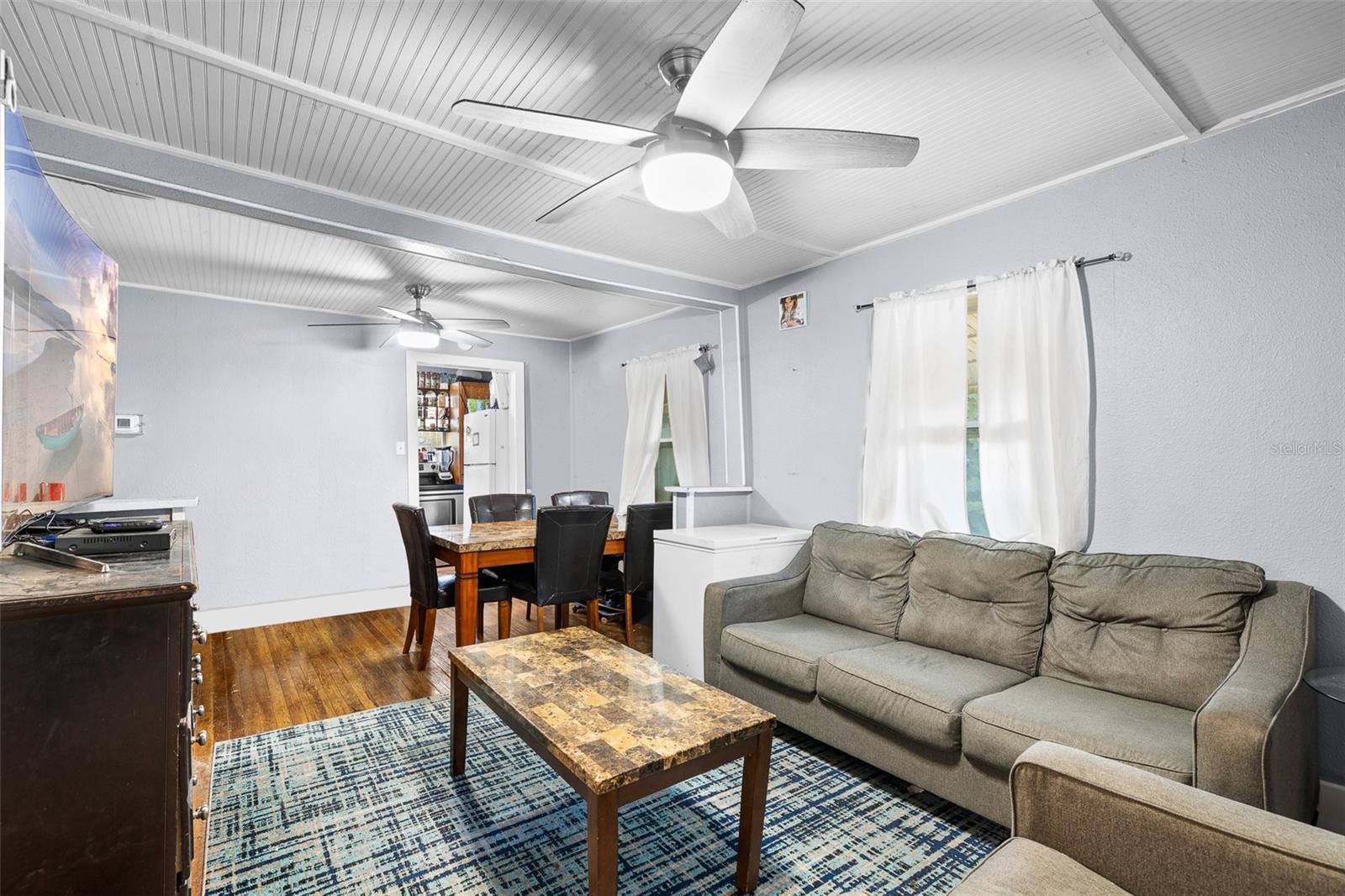 Image 8 of 28 For 1591 Prospect Avenue