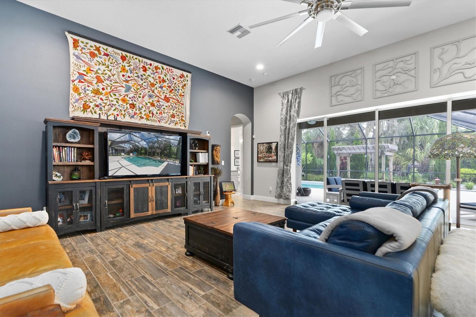 Image 11 of 47 For 6313 Brevada Lane