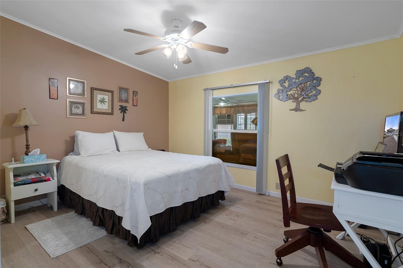 Image 21 of 52 For 16203 Brookridge Boulevard