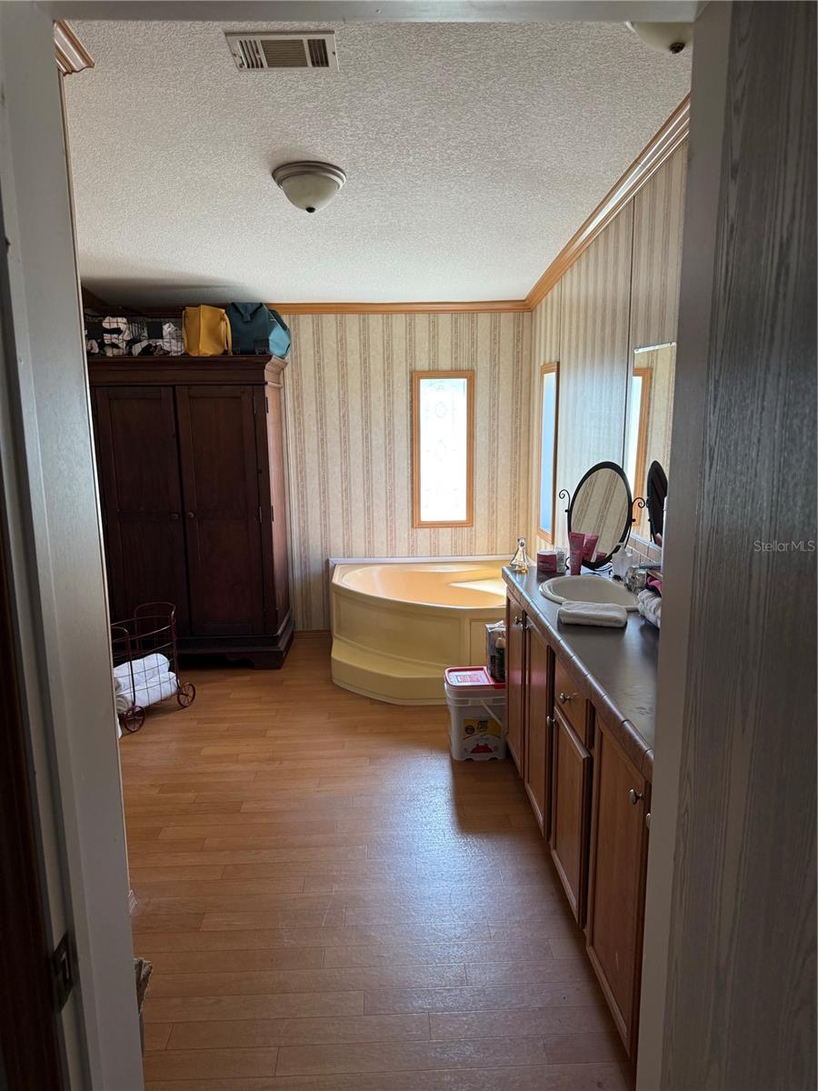 Image 42 of 83 For 3308 Eric James Court