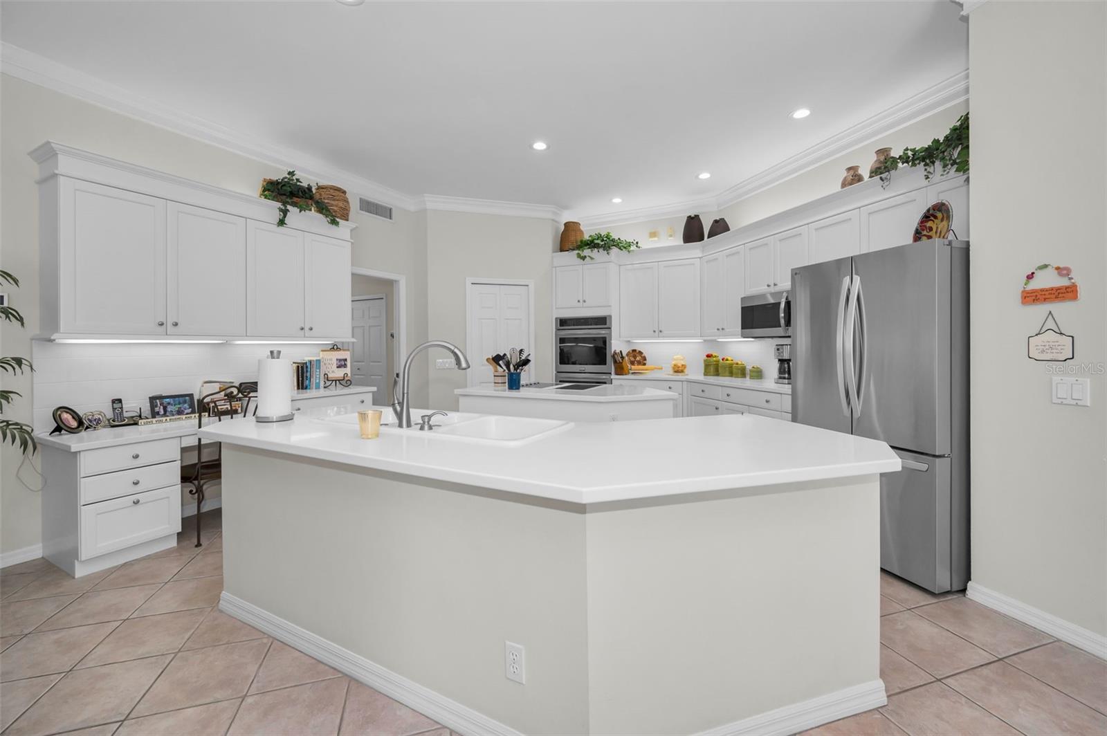 Image 14 of 91 For 4693 Aylesford Drive