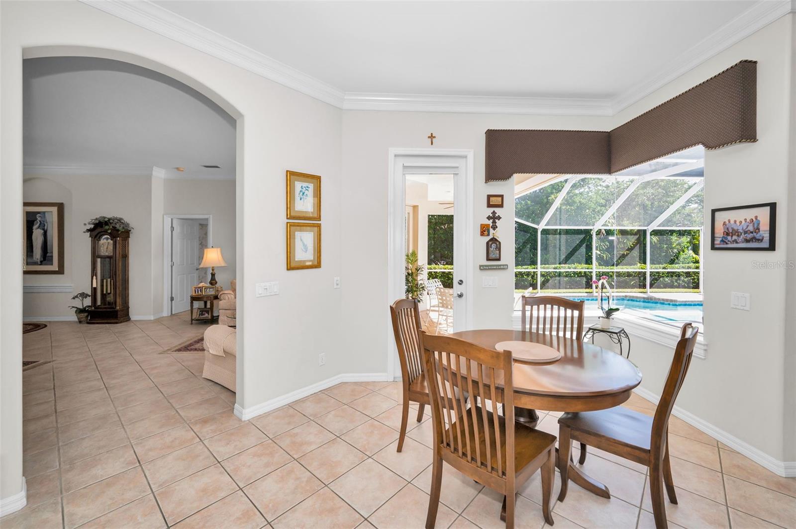 Image 23 of 91 For 4693 Aylesford Drive