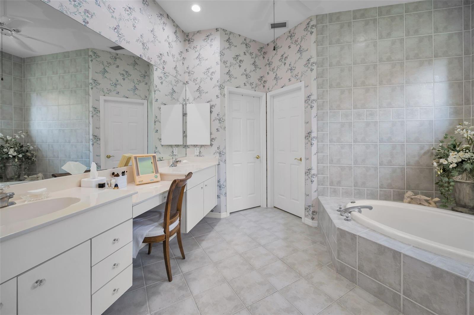 Image 31 of 91 For 4693 Aylesford Drive