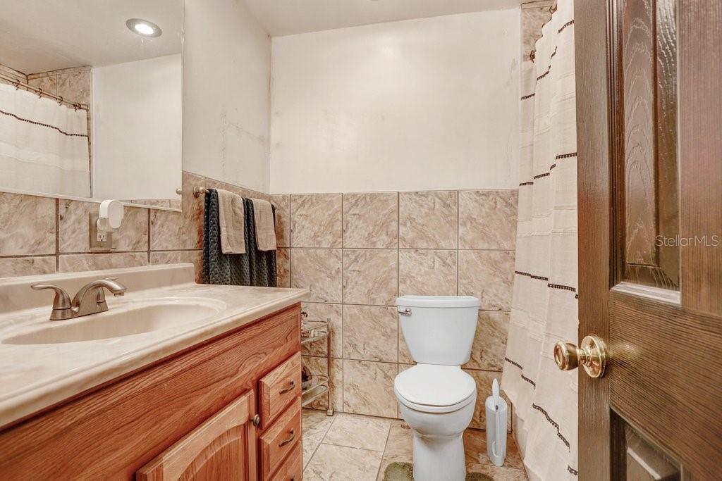 Image 12 of 32 For 1054 13th Avenue S