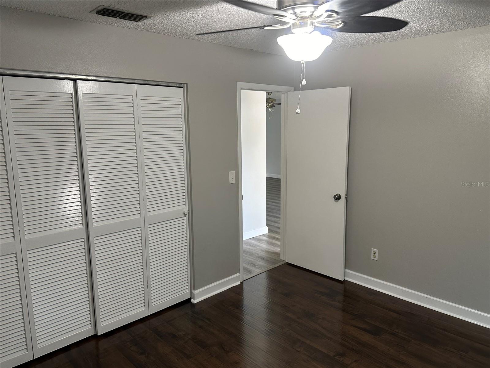 Image 10 of 32 For 2556 Elderberry Drive