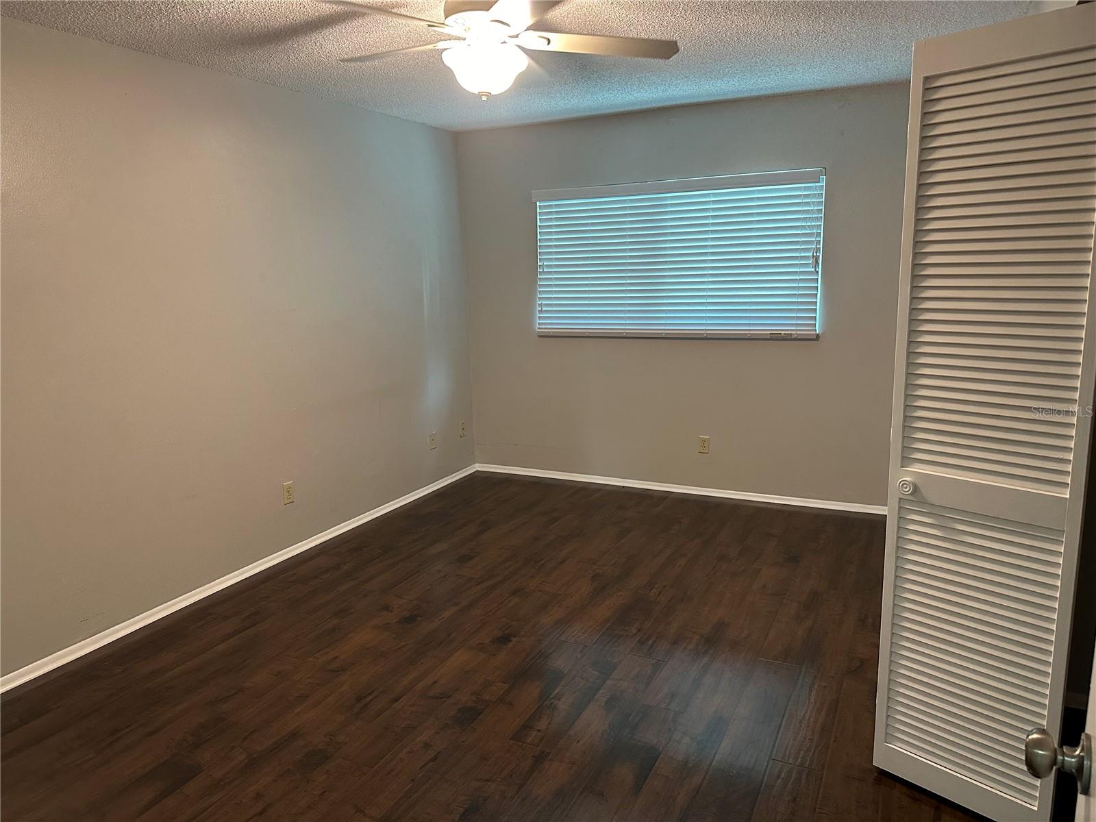 Image 15 of 32 For 2556 Elderberry Drive