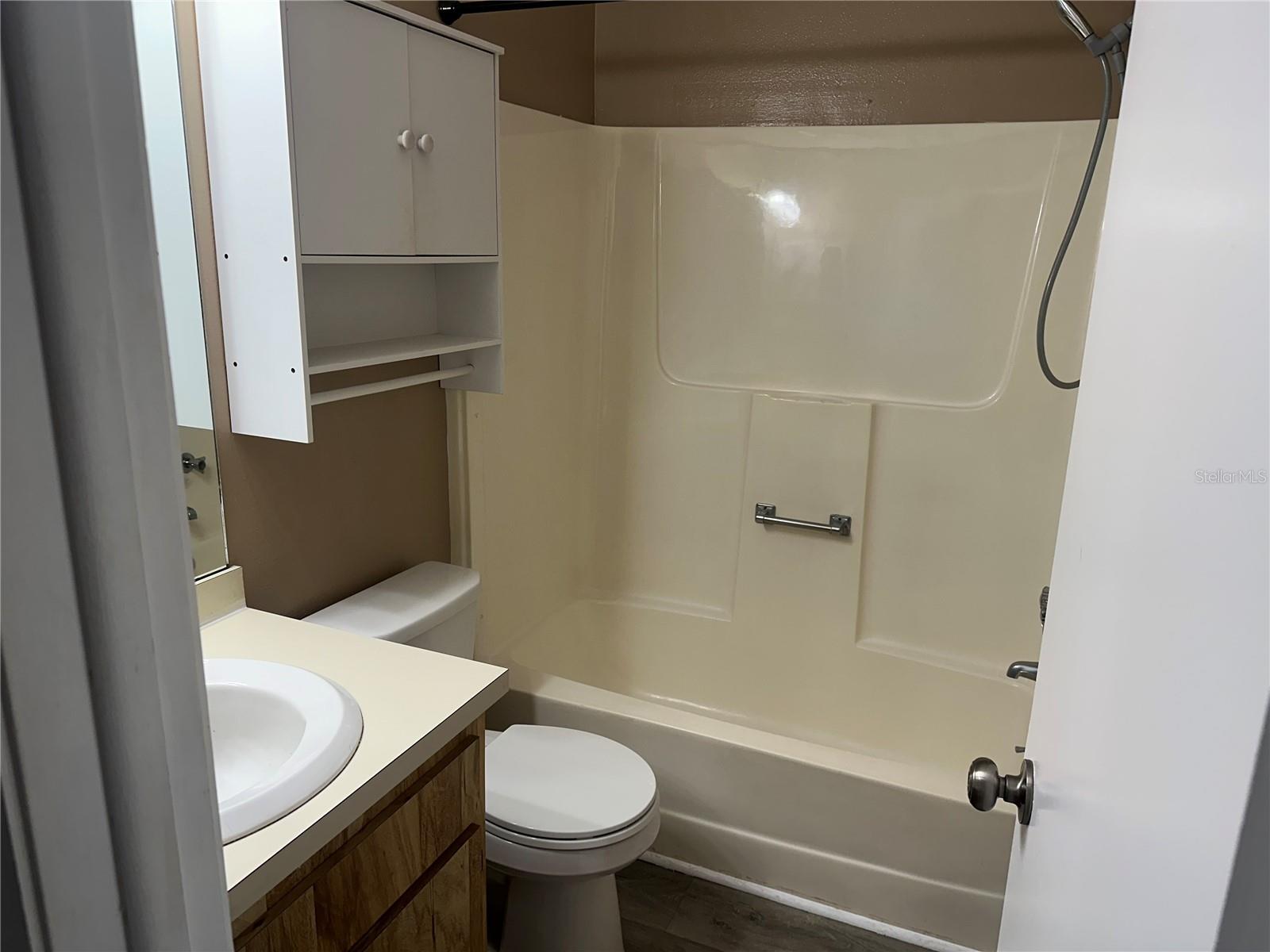 Image 16 of 32 For 2556 Elderberry Drive