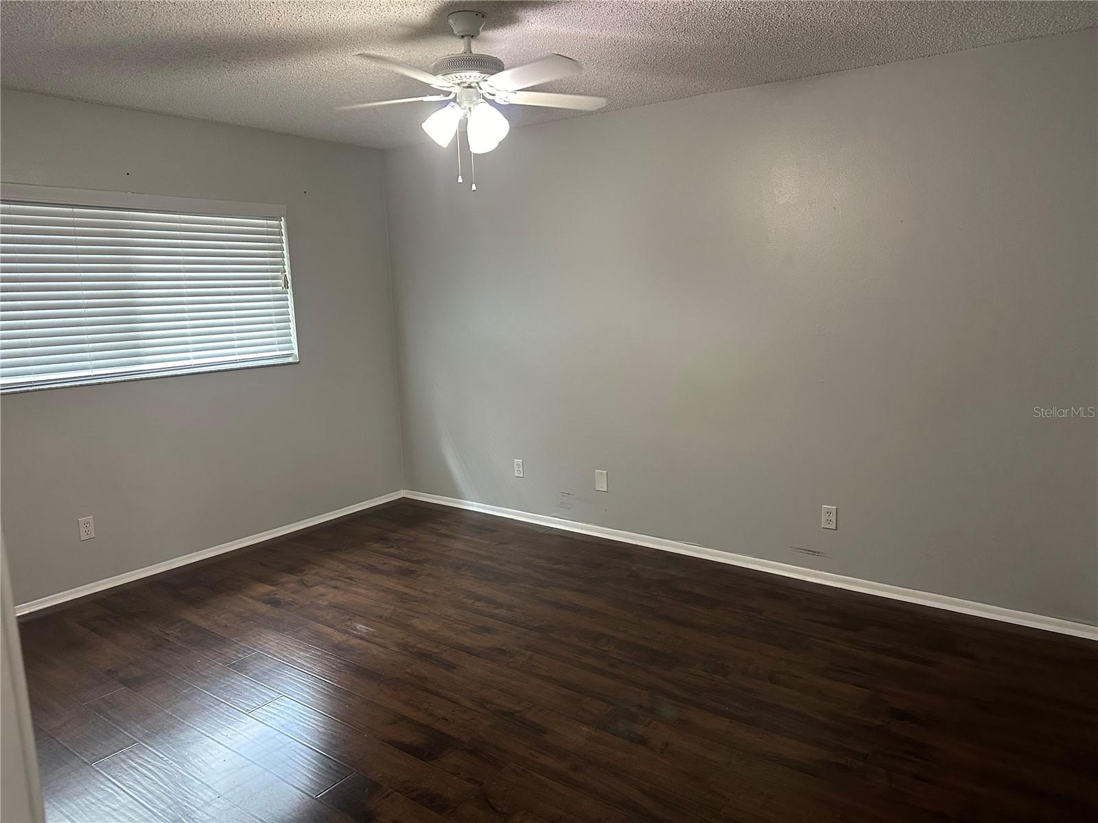 Image 18 of 32 For 2556 Elderberry Drive
