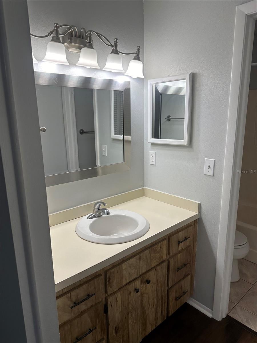 Image 22 of 32 For 2556 Elderberry Drive