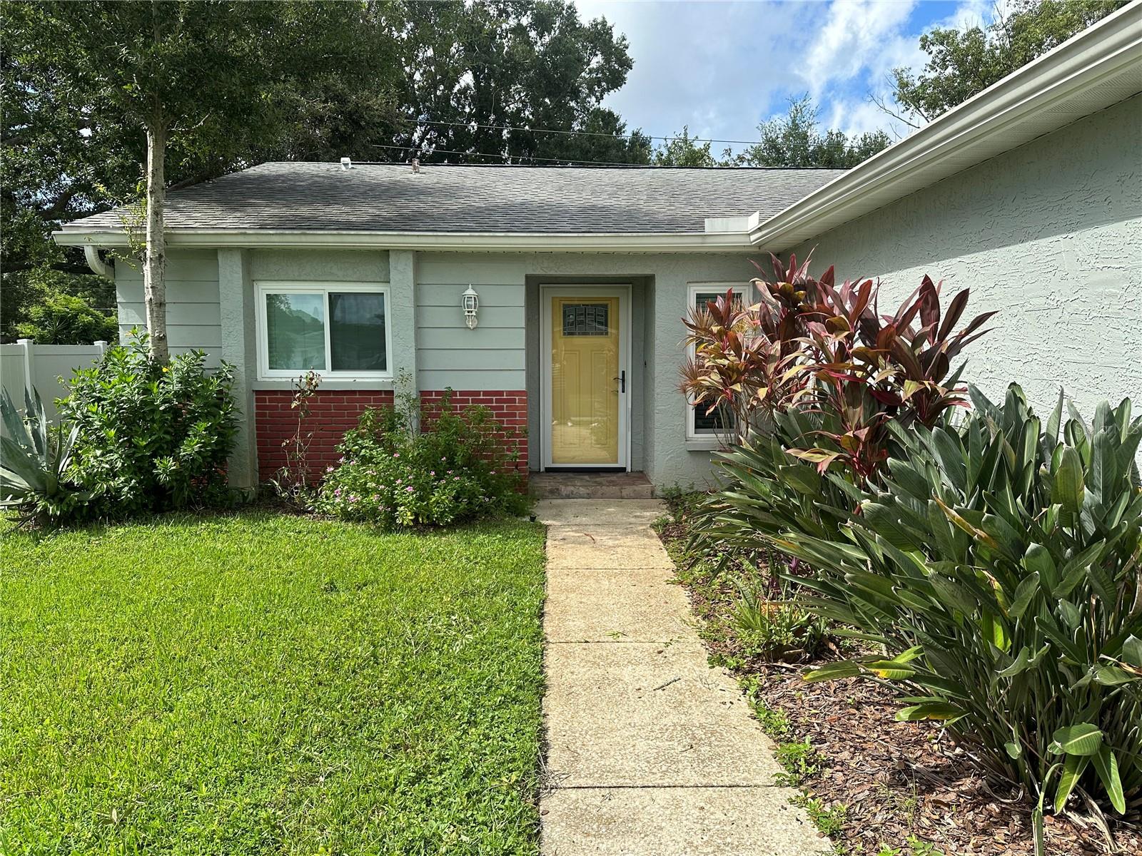 Image 3 of 32 For 2556 Elderberry Drive
