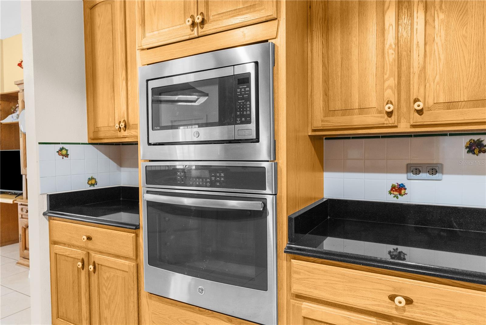 Image 14 of 40 For 5202 Lydia Court