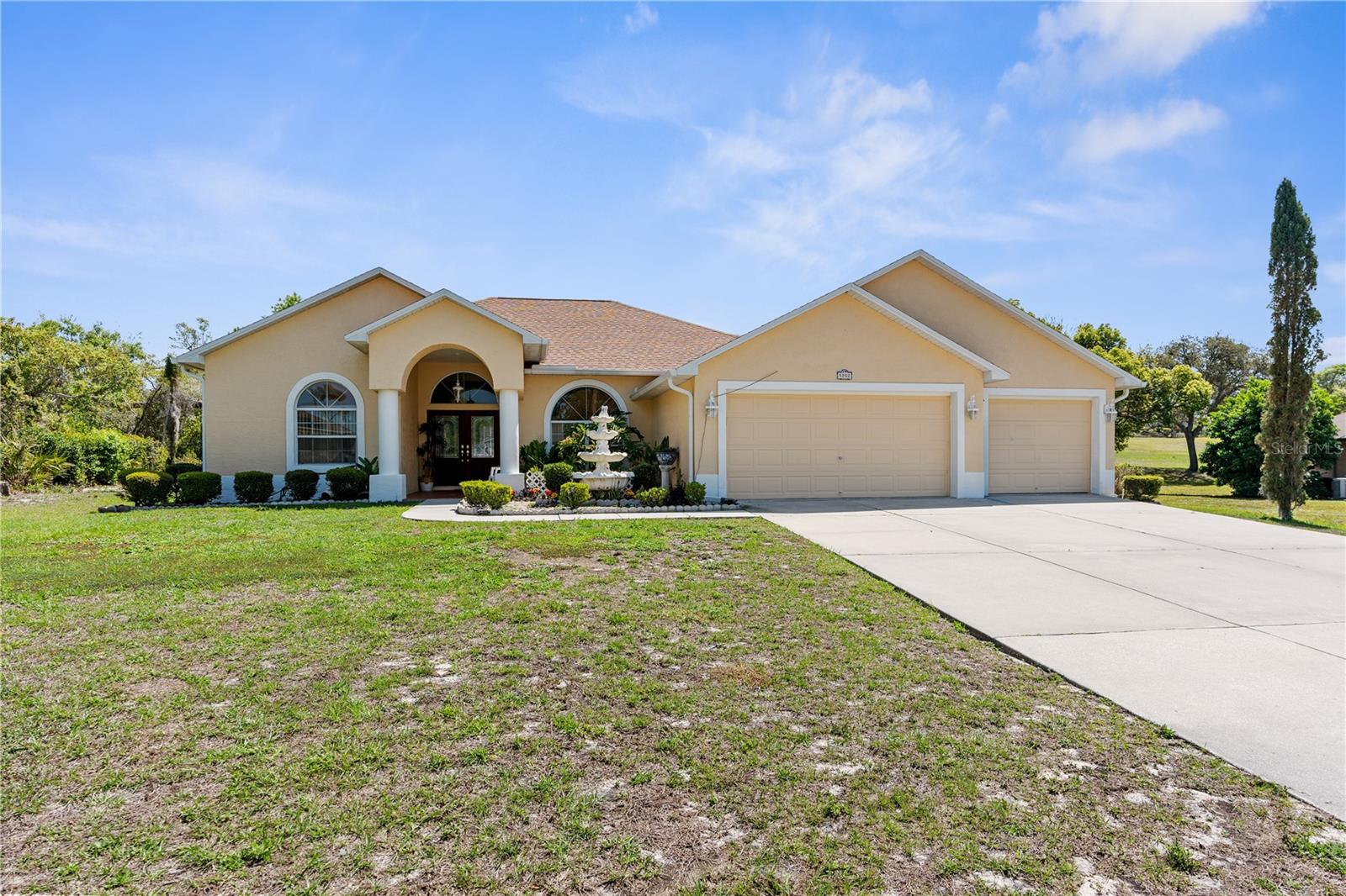 Image 2 of 40 For 5202 Lydia Court